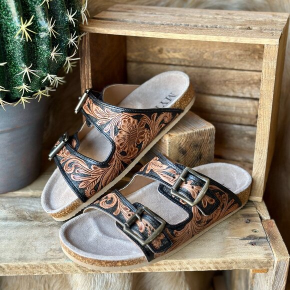 NWT Sirocco Buckled Tooled Leather Slide Sandals - Picture 1 of 6